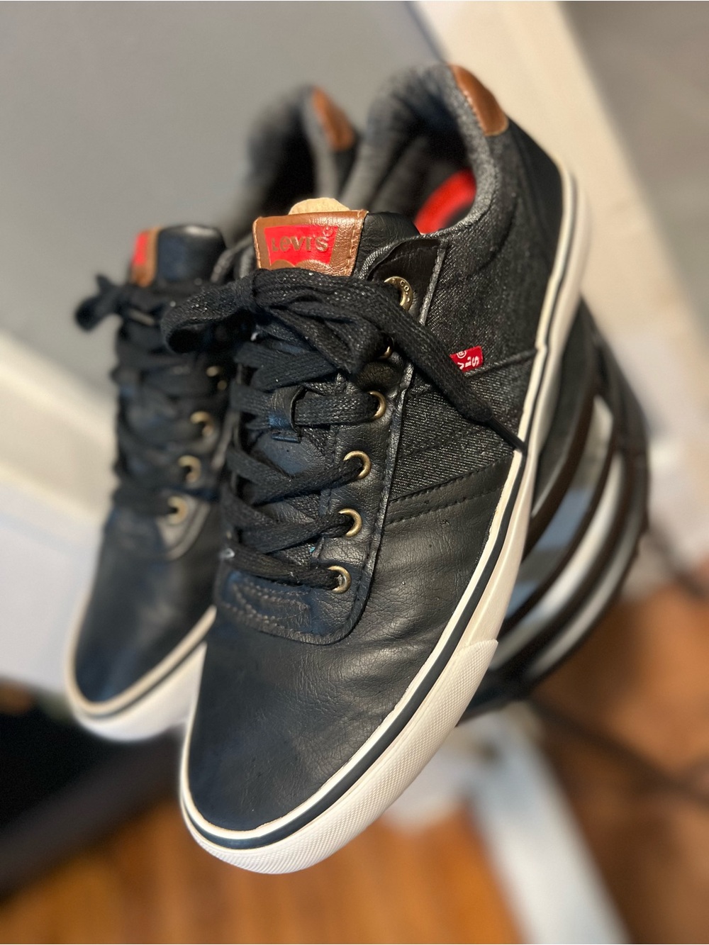 Levi's Men's Black and White Low-Top Sneakers with Red Accents